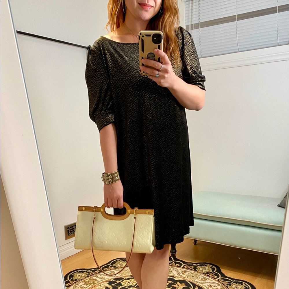 RW&CO. Black Puff-Sleeve Midi Dress